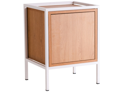 Noční stolek Skipo s dvířky 60 x 45 cm s dubovým dekorem a bílou konstrukcí