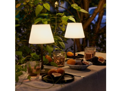 Měděná kovová nabíjecí stolní LED lampa Halo Design New Northern 29 cm