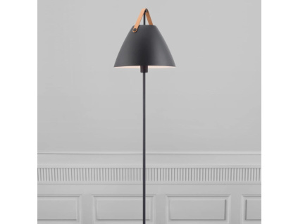 Černá kovová stojací lampa Strap 155 cm