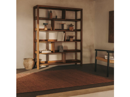 Hnědá teaková knihovna Kave Home Sashi 185 x 150 cm