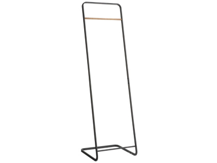 Černý kovový stojací věšák Yamazaki Tower II. 140 cm