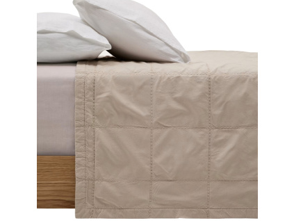 Béžový přehoz Kave Home Isor 180 x 260 cm