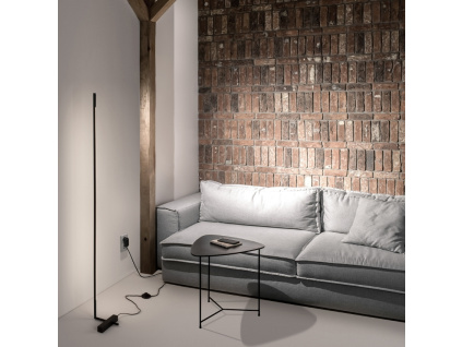 Černá kovová stojací LED lampa Nova Luce Raccio 140 cm