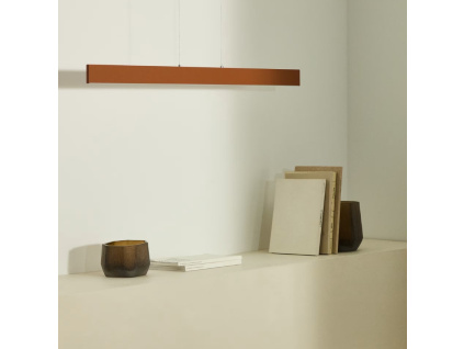 Terakotově červené závěsné LED světlo Kave Home Boadella 101 cm