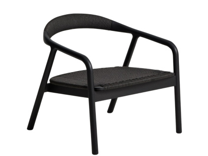 Černé dřevěné křeslo kave home Derile s výpletem