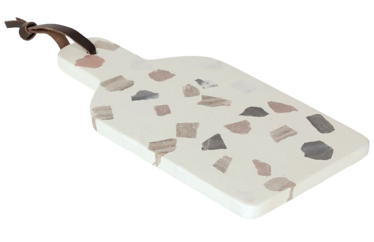 Bílé terrazzo servírovací prkénko Kave Home Temira 30 x 15,3 cm