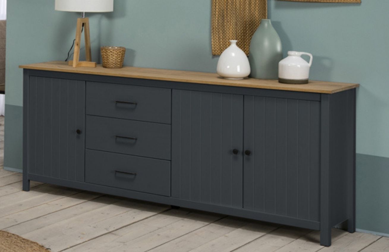 Modro šedá borovicová komoda Marckeric Miranda 190 x 40 cm -fv-interier-25