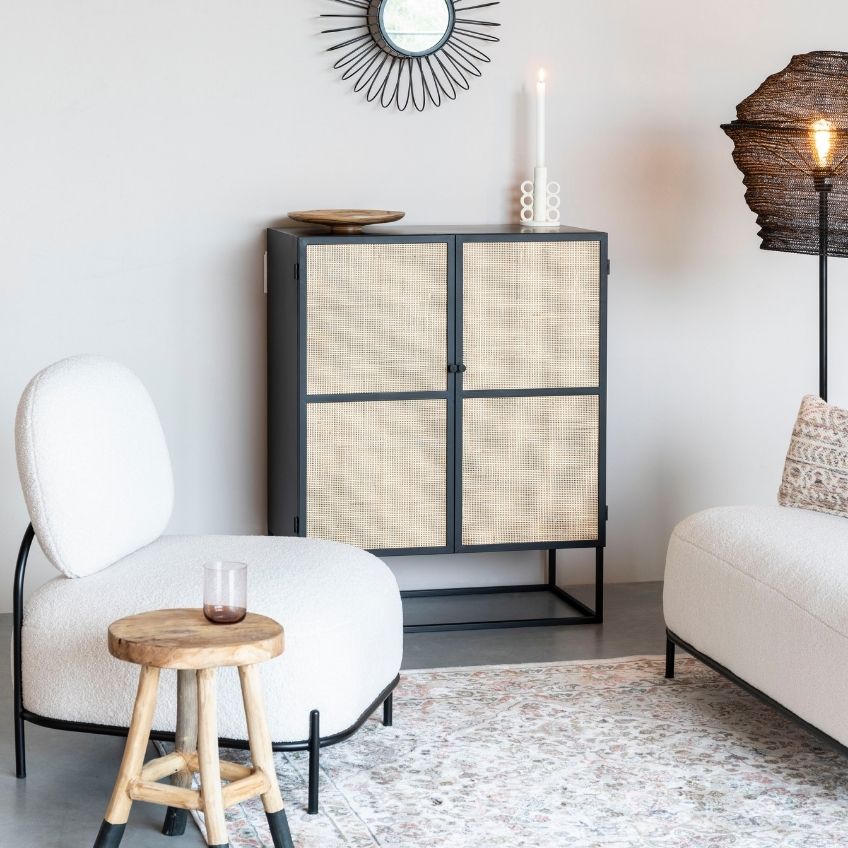 White Label Černá lakovaná komoda s ratanovou výplní WLL GUUJI 80 x 38 cm