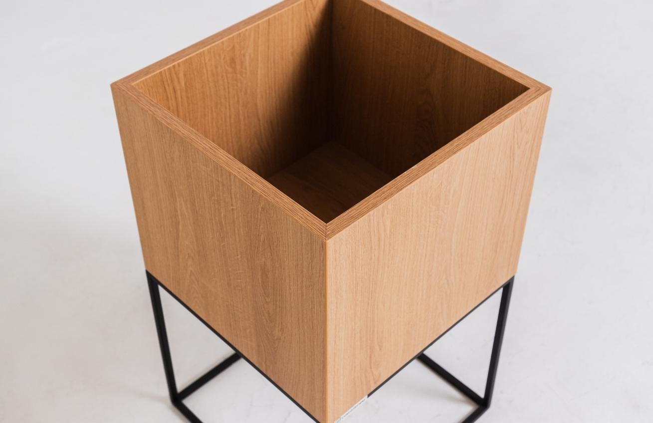 Nordic Design Dřevěný květináč Almus III. 35 x 35 cm