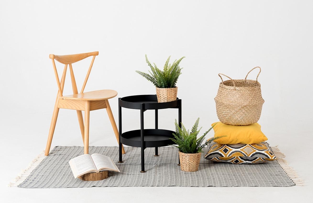 Nordic Design Černý kovový odkládací stolek Nollan 40 cm II. s policí