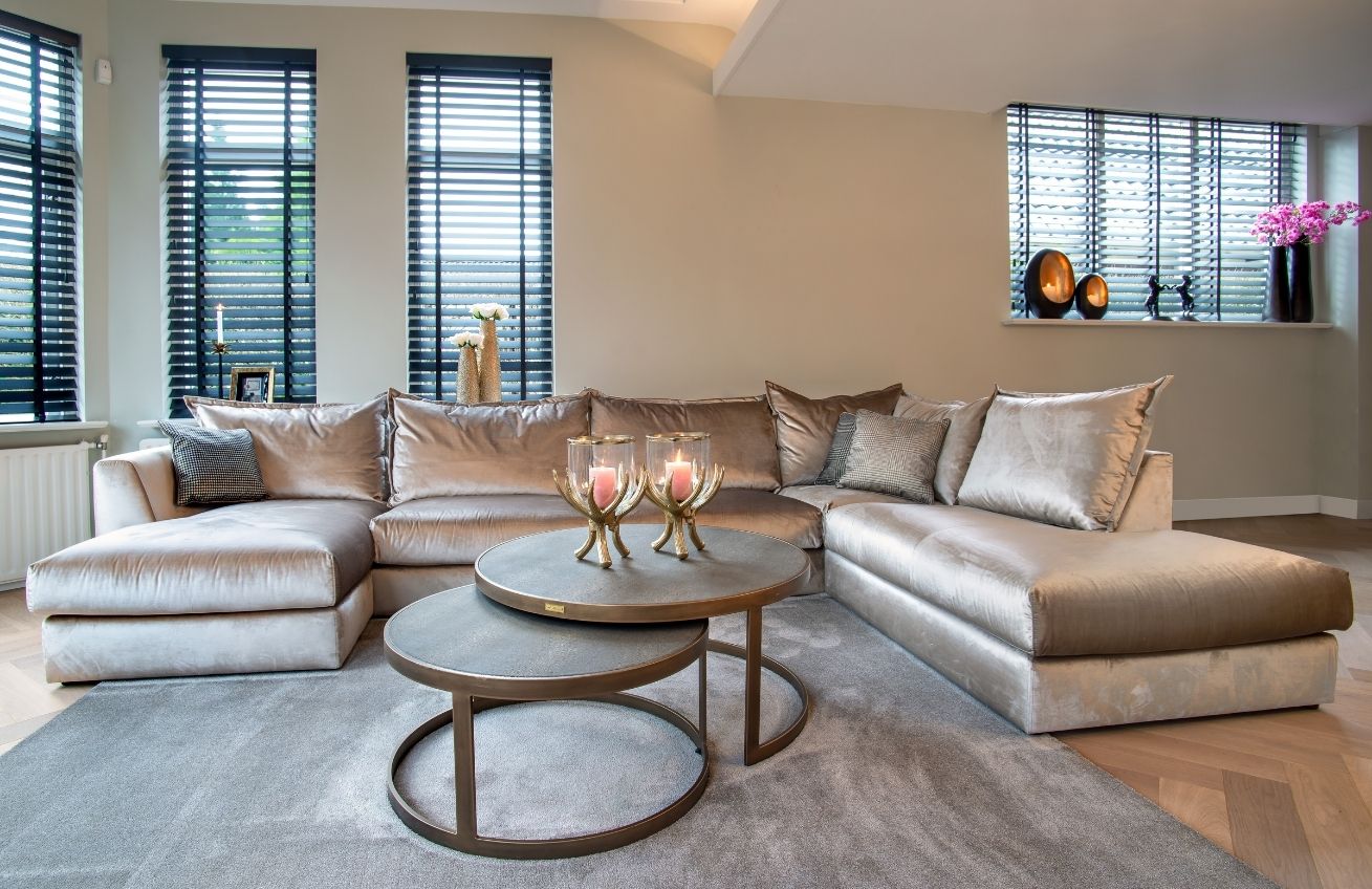 Set dvou šedých koženkových konferenčních stolků Richmond Bloomingville 74/91,5 cm