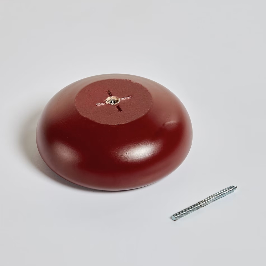 Set tří červených bukových nástěnných věšáků Kave Home Nadue