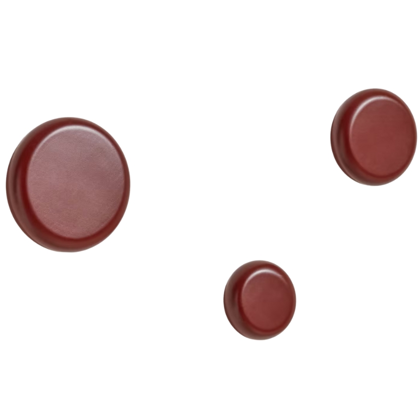 Set tř&iacute; červen&yacute;ch bukov&yacute;ch n&aacute;stěnn&yacute;ch vě&scaron;&aacute;ků Kave Home Nadue