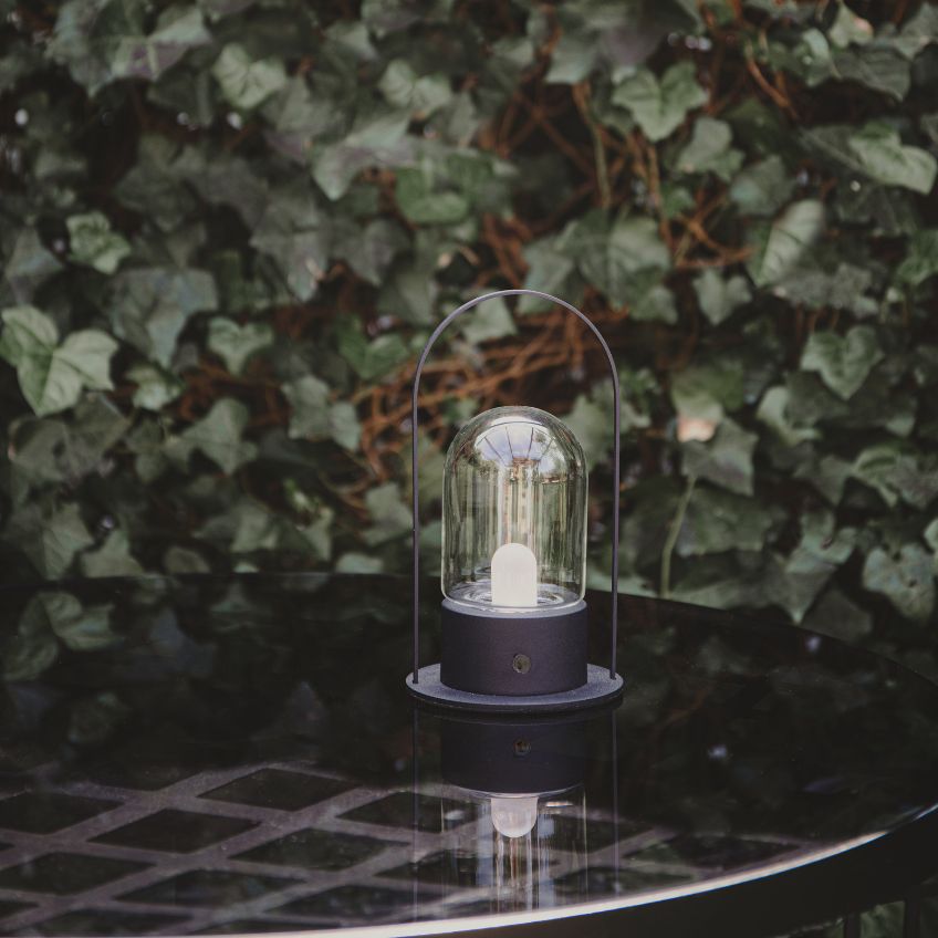 Černá kovová stolní LED lampa ZUIVER SMARTY