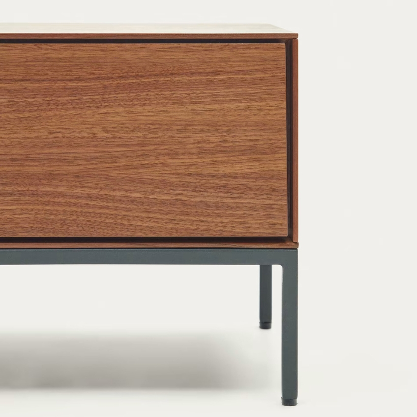 Ořechový TV stolek Kave Home Vedrana 195 x 40 cm