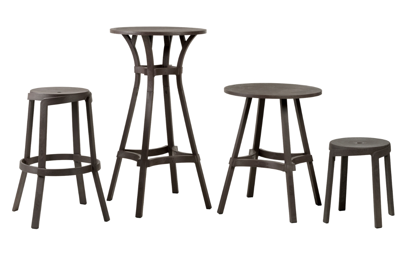 Nardi Hnědá plastová zahradní stolička Stack Mini 36,5 cm