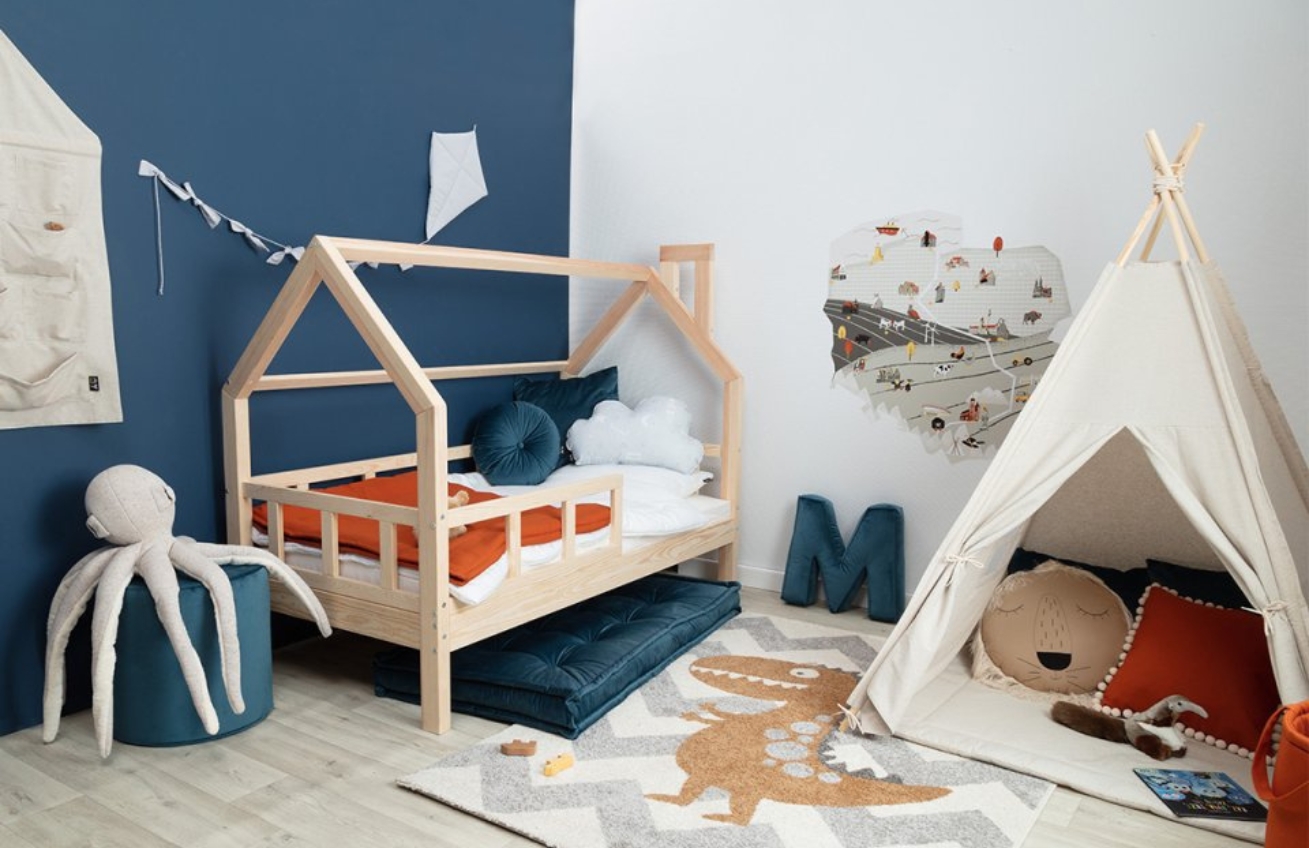 Yellow Tipi Světle modrý polštář ve tvaru mráčku Soft Cloud 55 cm