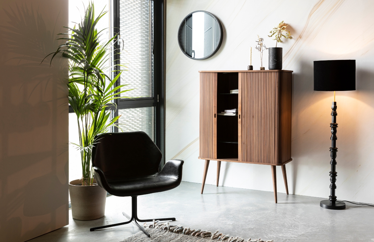 Oranžová stojací lampa ZUIVER TOTEM 148 cm