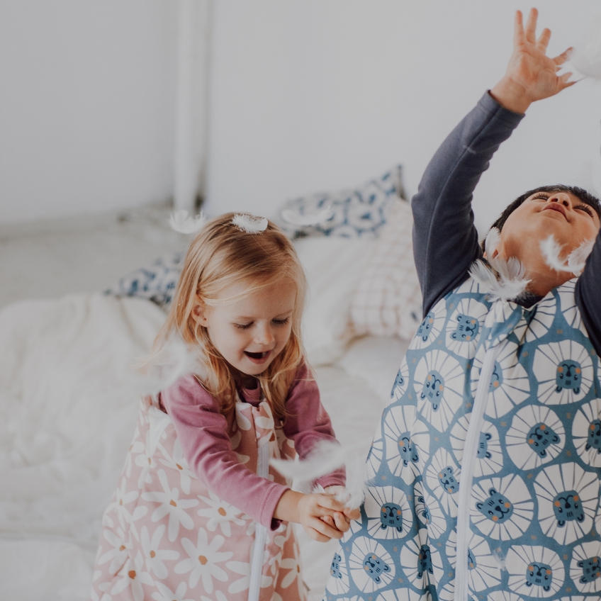 Malomi Kids Růžový bavlněný spací pytel s nohavicemi Blush Daisies 86 cm
