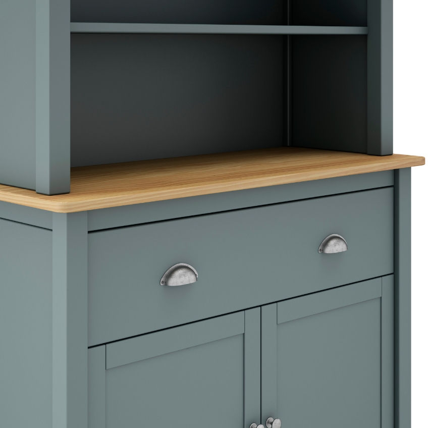 Zelená borovicová vitrína Marckeric Misti 180,5 x 90 cm -fv-interier-25