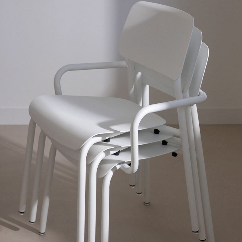 Šedá hliníková zahradní židle Fermob Studie