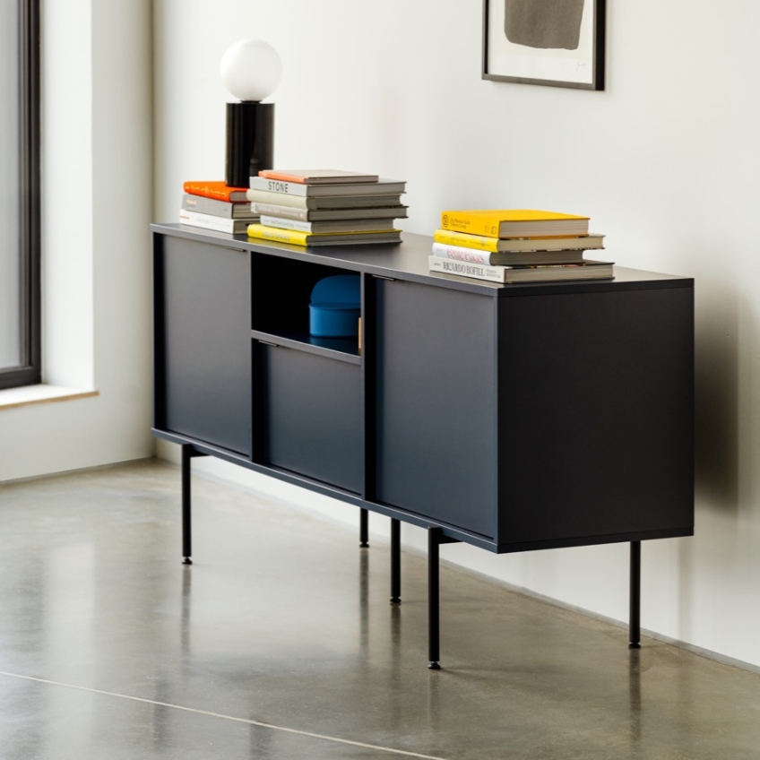 noo.ma Modr&aacute; komoda Bau 180 x 50 cm