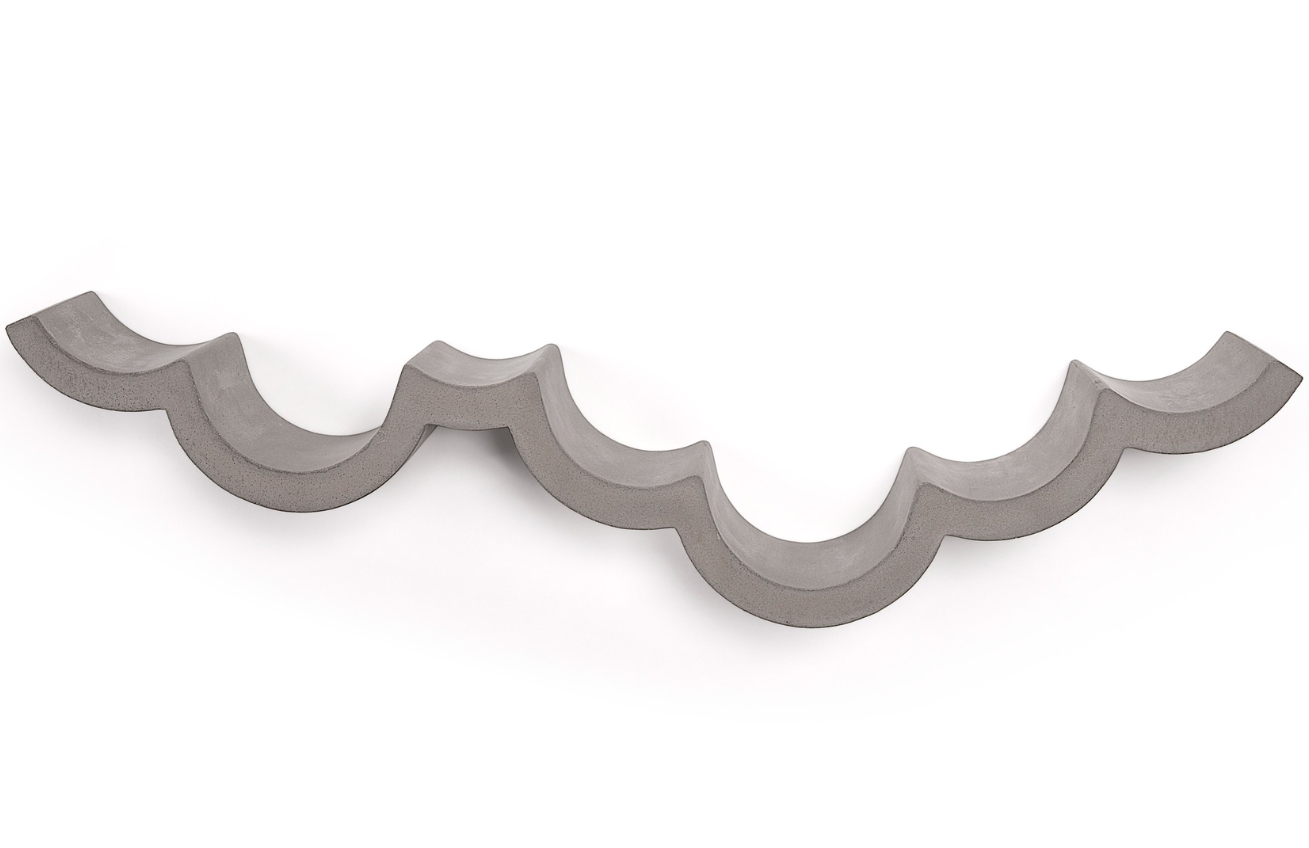 Šedý betonový nástěnný držák na toaletní papír Lyon Béton Cloud 74,5 cm