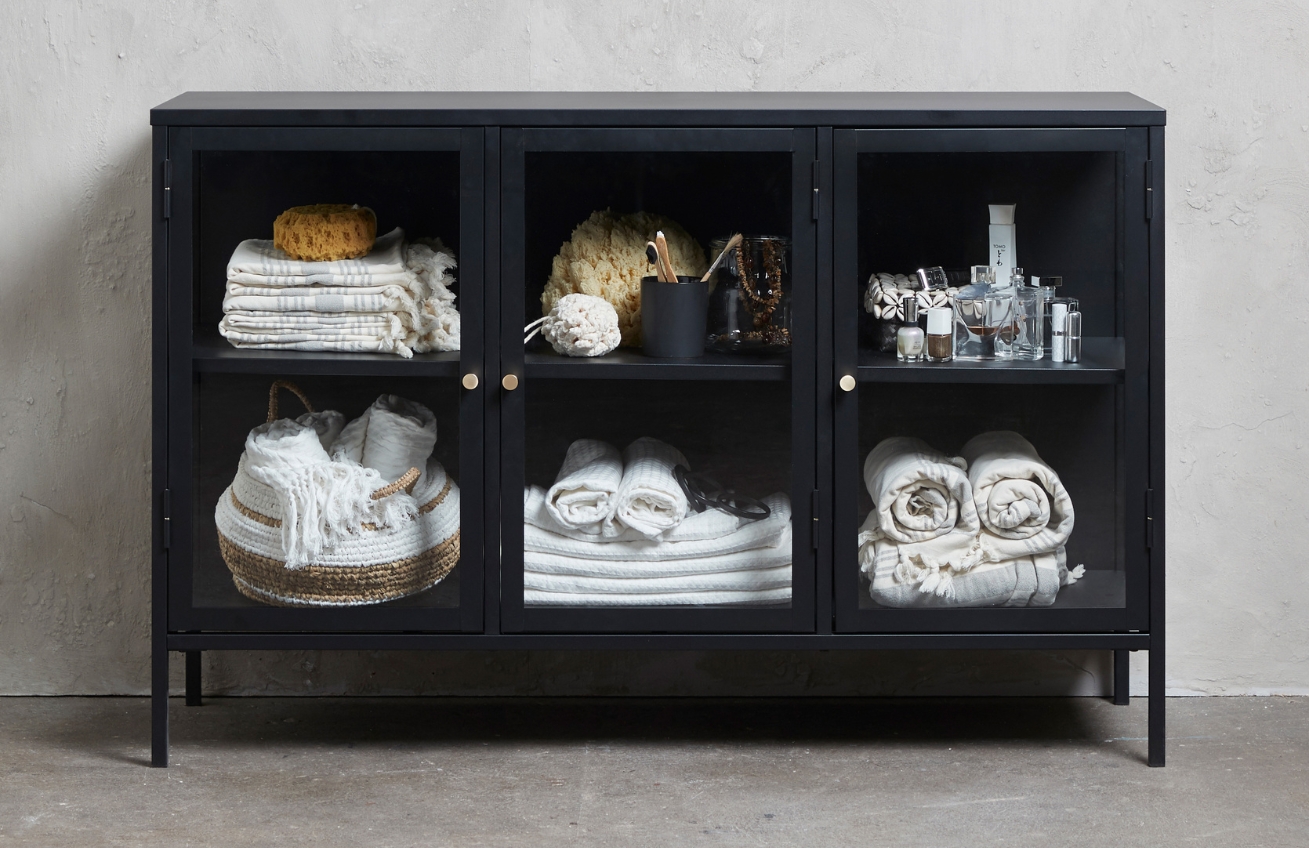 Černá kovová vitrína Unique Furniture Carmel 85 x 132 cm