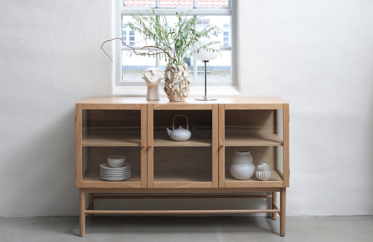Dubová vitrína Unique Furniture Elba 88 x 140 cm