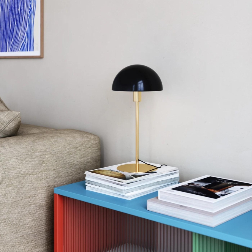 Nordlux Černá kovová stolní lampa Ellen s mosaznou podstavou