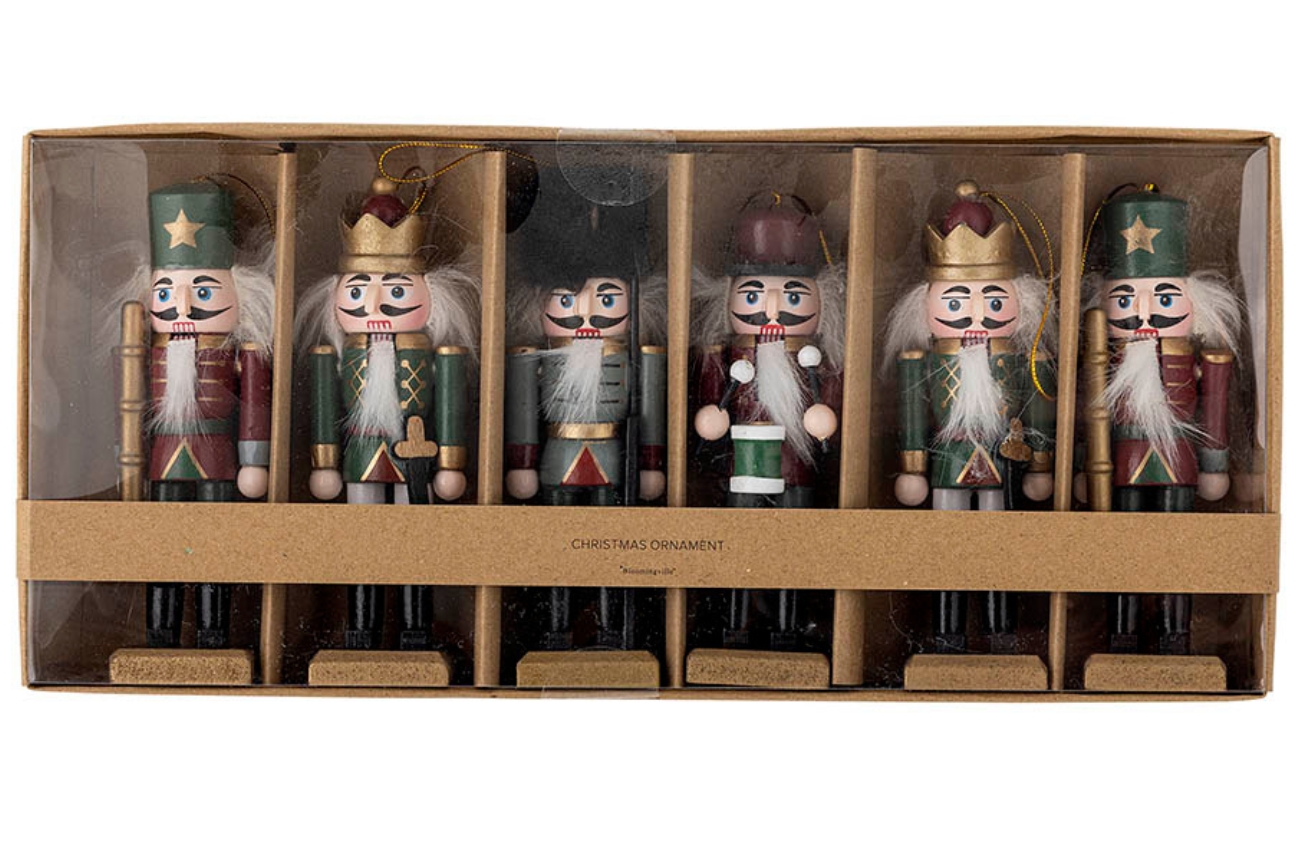 Set šesti dřevěných vánočních ozdob Bloomingville Nikita 13 cm