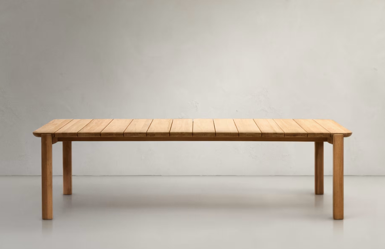 Teakový zahradní stůl Kave Home Icaro 280 x 112 cm