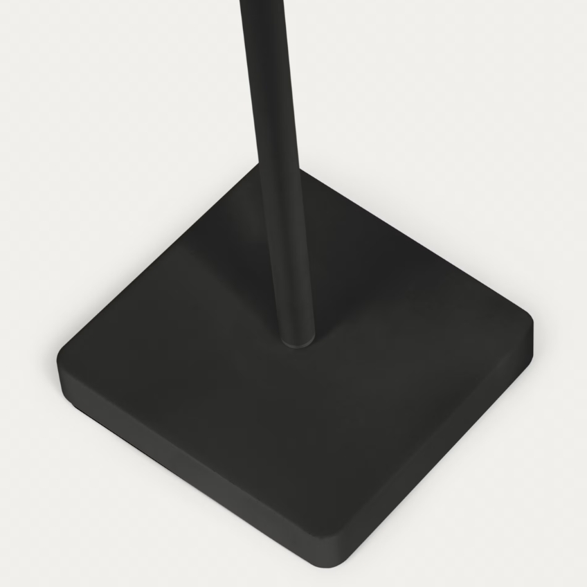 Bílá plastová solární stojací LED lampa Kave Home Amaray 120 cm s černou podstavou