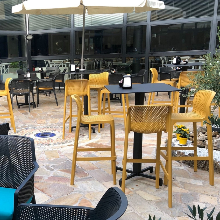 Nardi Hořčicově žlut&aacute; plastov&aacute; zahradn&iacute; barov&aacute; židle Net 65 cm