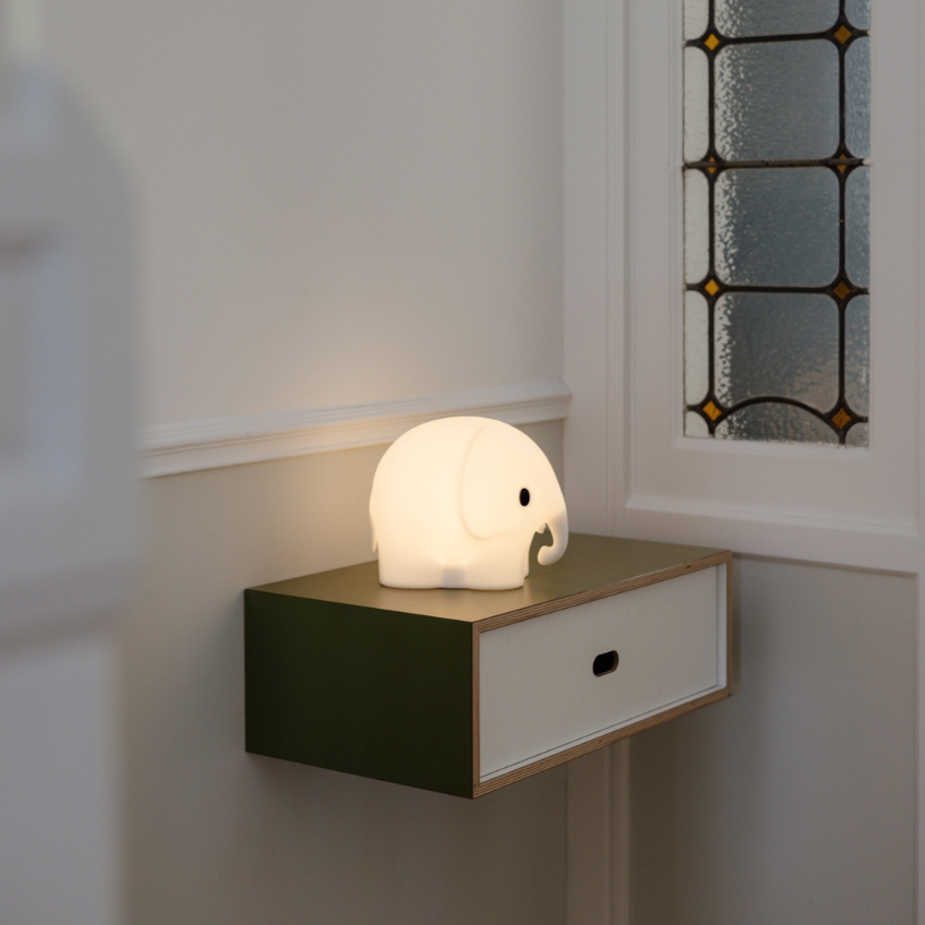 Bílá plastová dětská LED lampa Mr. Maria Elephant 18 cm