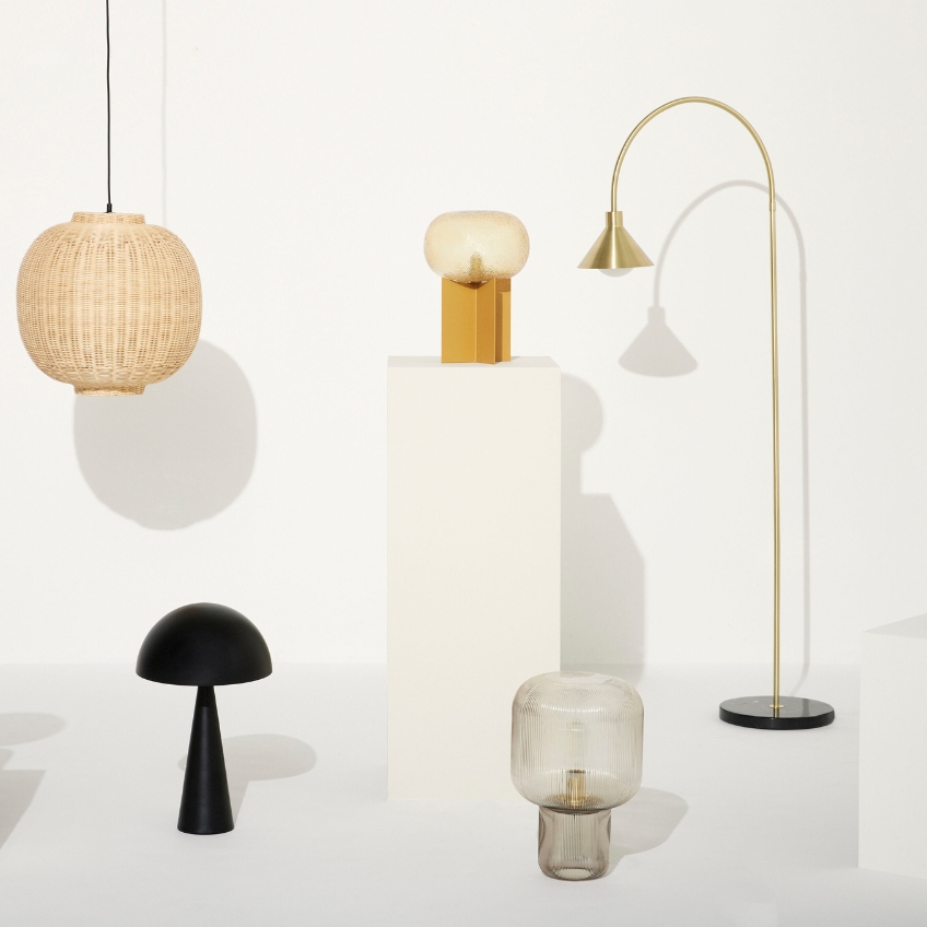 Černá kovová stolní lampa Hübsch Mush 50 cm