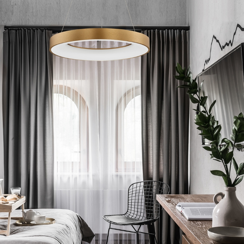 Zlaté závěsné LED světlo Nova Luce Rando Thin 60 cm -fv-interier-25