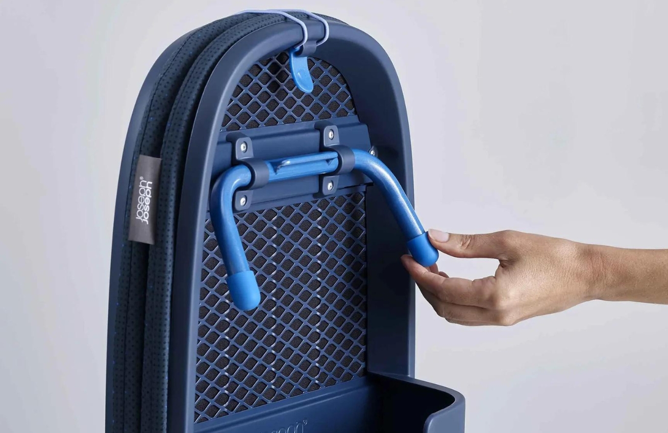 Modré stolní žehlící prkno Pocket Plus