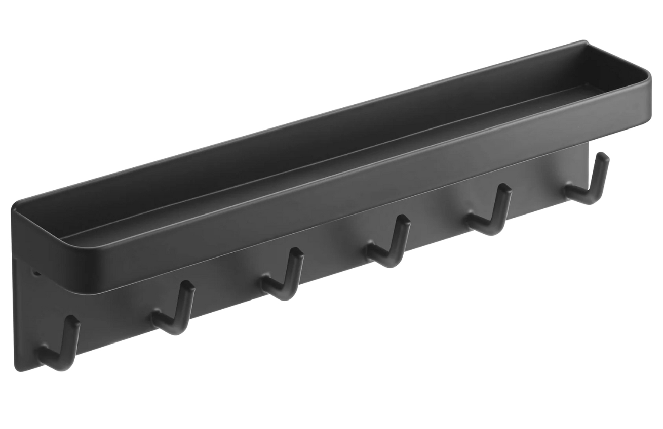 Černý kovový nástěnný věšák na klíče Yamazaki Smart 6 x 24,5 cm s policí