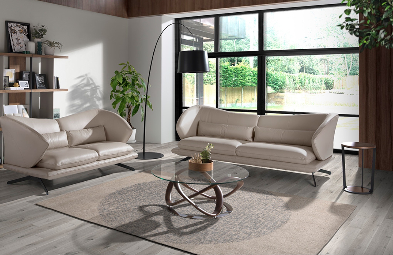 Ořechový odkládací stolek Angel Cerdá No. 2116, 38 cm -fv-interier-25