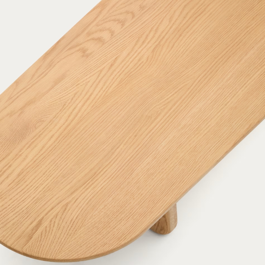 Dubový konferenční stolek Kave Home Pirita 147 x 65 cm