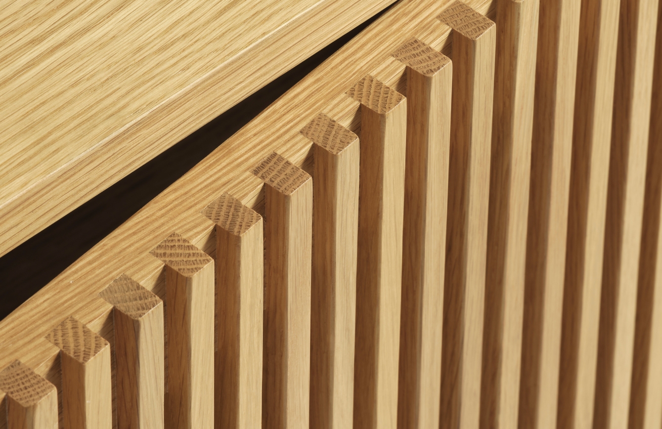 Dubová komoda Unique Furniture Tiber 143 x 45 cm