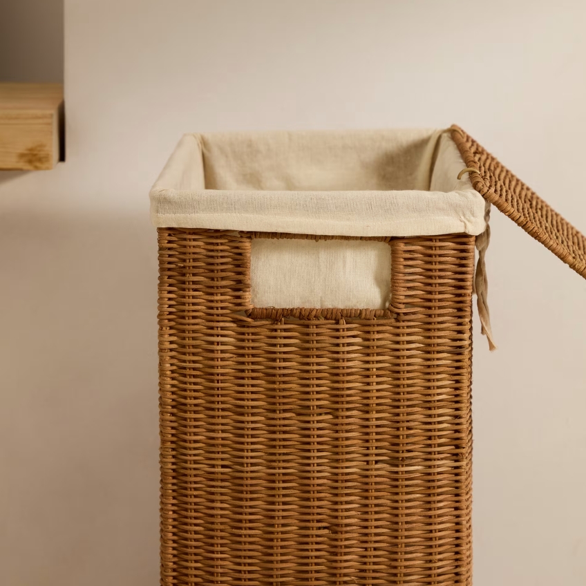 Set dvou ratanových košů na prádlo Kave Home Indali