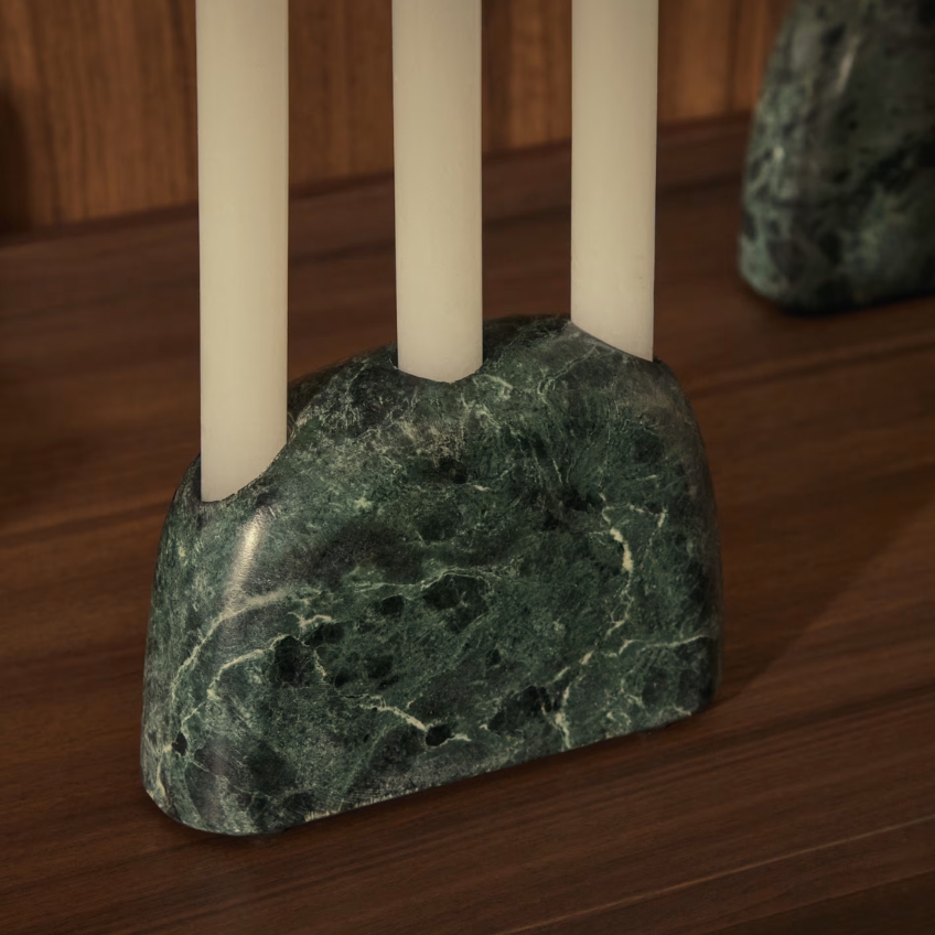 Zelený mramorový svícen Kave Home Signe 15 cm