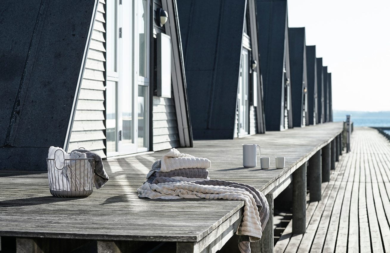 Šedobéžový bavlněný ručník Inu 50 x 70 cm -fv-interier-25