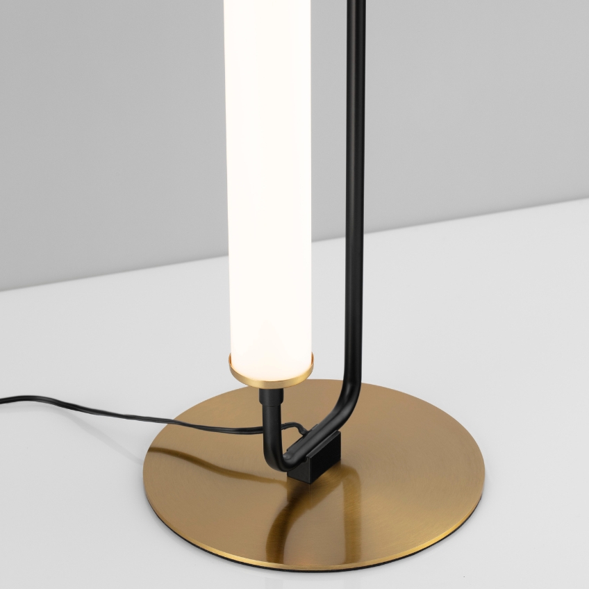 Černá kovová stolní LED lampa Nova Luce Wetro