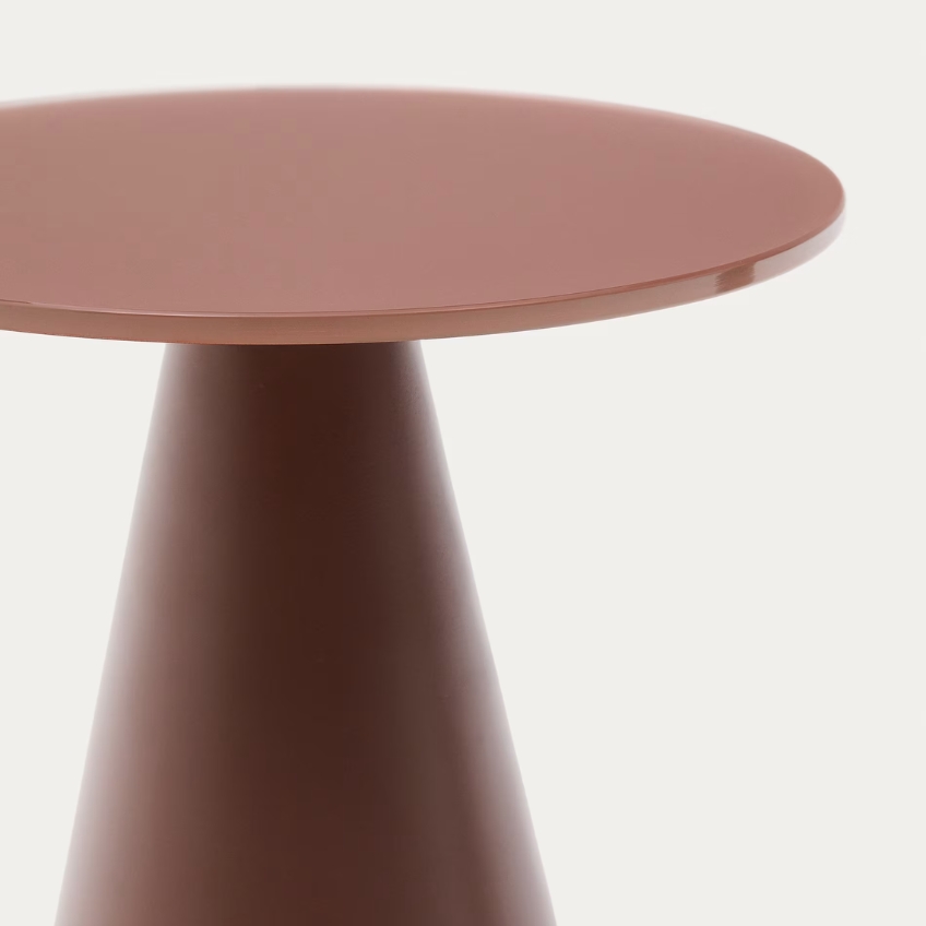 Matně červený skleněný kulatý odkládací stolek Kave Home Wilshire 30 cm