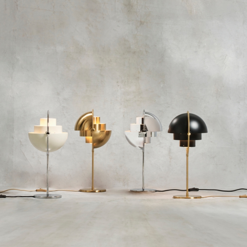 GUBI Kovová stolní lampa Multi-Lite