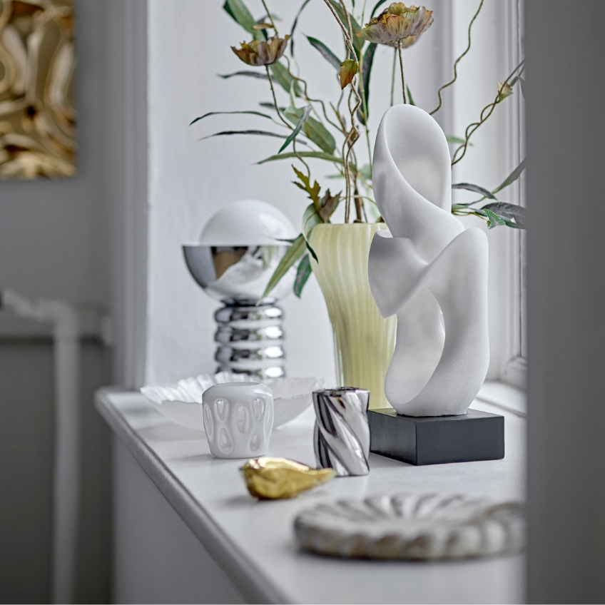 Bloomingville Stříbrná kovová stolní lampa Spike