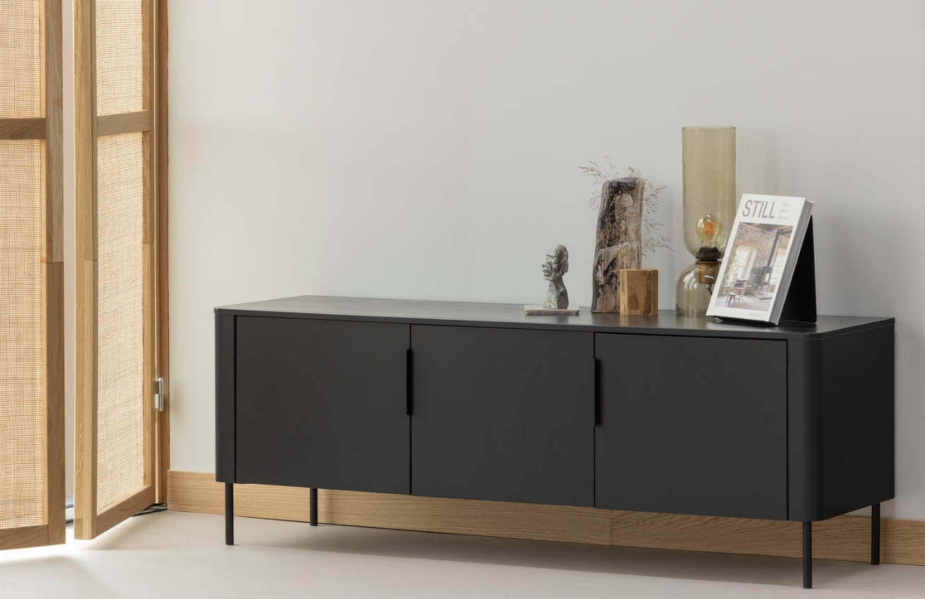 WOOOD Černý dřevěný TV stolek Gunnar 154 x 44 cm
